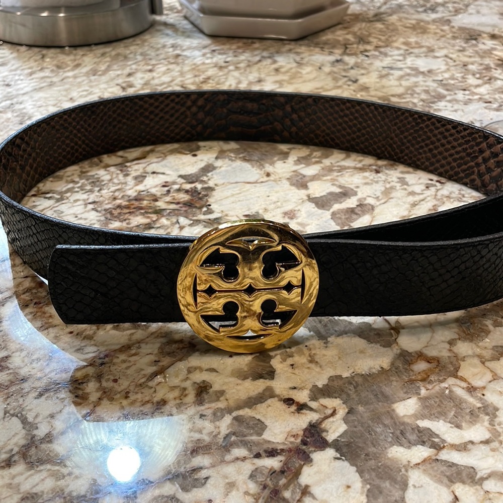 Tory Burch adjustable and reversible black / brown belt
